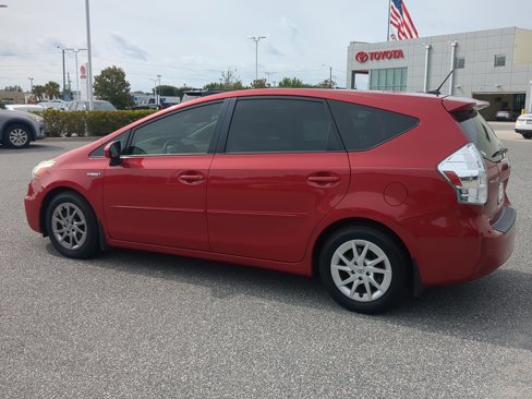 Used 2013 Toyota Prius V Five image 15