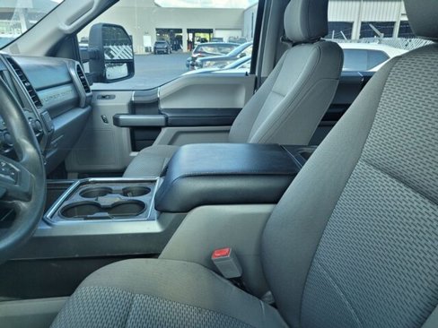 Used 2019 Ford F250 XLT w/ XLT Value Package image 9