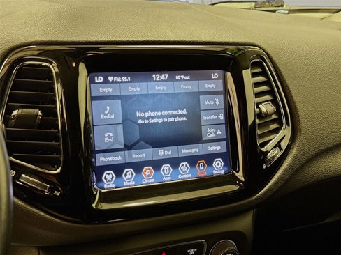 Used 2019 Jeep Compass Limited image 14