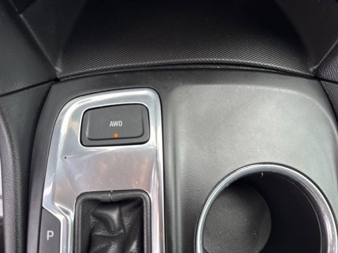 Used 2020 Chevrolet Equinox LT image 29