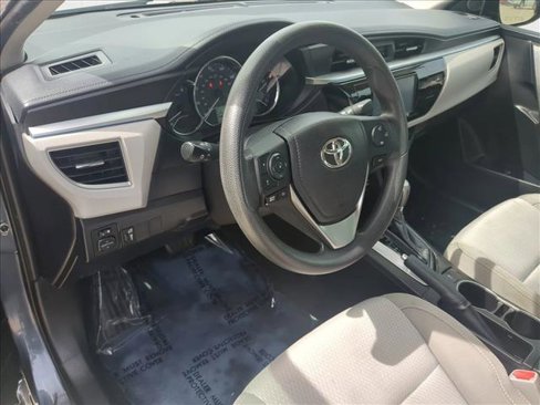 Used 2015 Toyota Corolla LE image 10