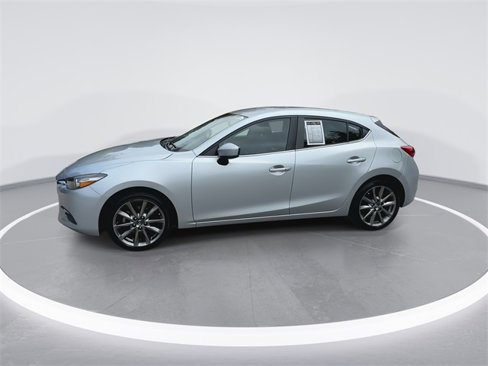 Used 2018 MAZDA MAZDA3 Touring image 5