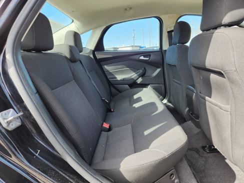 Used 2017 Ford Focus SE image 13