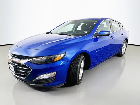 Used 2023 Chevrolet Malibu LT image 3