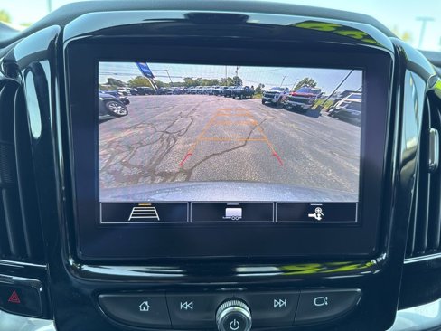 Used 2020 Chevrolet Traverse LT w/ Driver Confidence II Package image 25