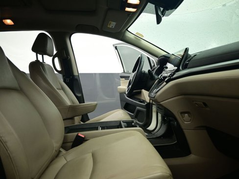 Used 2018 Honda Odyssey Touring image 18