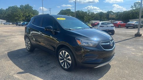 Used 2022 Buick Encore Preferred image 3