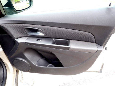 Used 2014 Chevrolet Cruze LT image 31