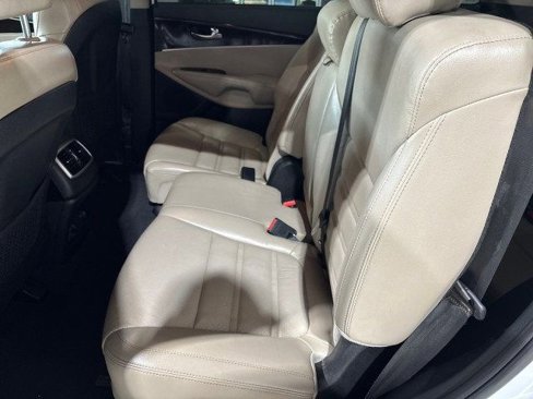 Used 2019 Kia Sorento EX image 20
