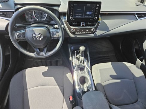 Used 2021 Toyota Corolla LE image 7