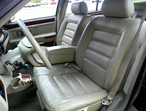 Used 1995 Cadillac De Ville Concours image 31
