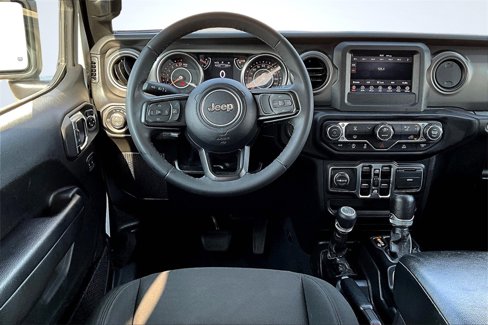 Used 2023 Jeep Gladiator Sport image 5
