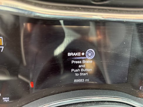 Used 2017 Jeep Grand Cherokee Altitude image 11