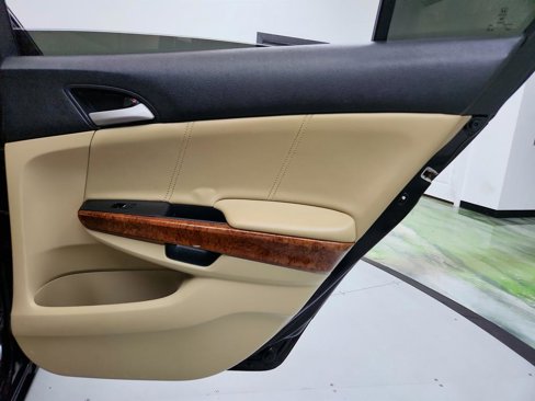 Used 2012 Honda Accord EX-L image 29