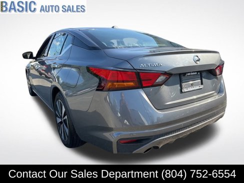 Used 2019 Nissan Altima 2.5 SV image 9