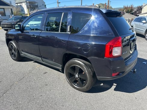 Used 2011 Jeep Compass Latitude image 3