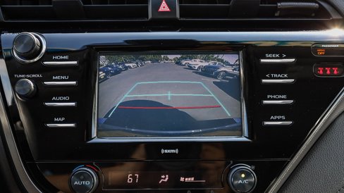 Used 2020 Toyota Camry SE image 25