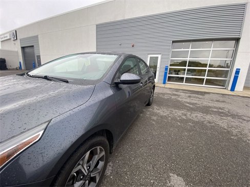 Used 2021 Kia Forte LXS image 2