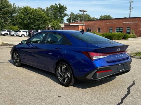 New 2025 Hyundai Elantra Sport image 7