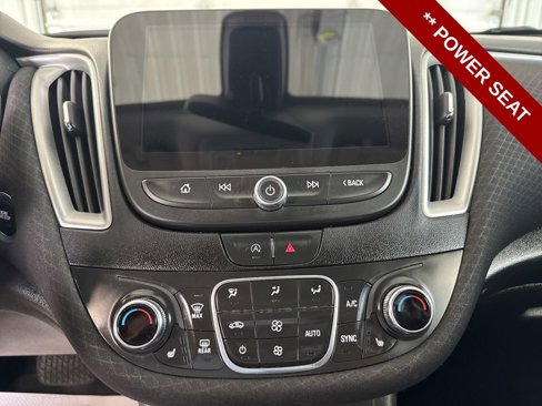Used 2022 Chevrolet Malibu LT image 11