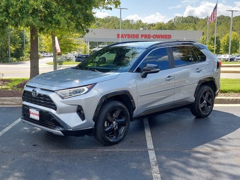 Used 2020 Toyota RAV4 XSE image 3