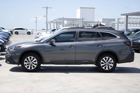 Used 2021 Subaru Outback Premium image 10