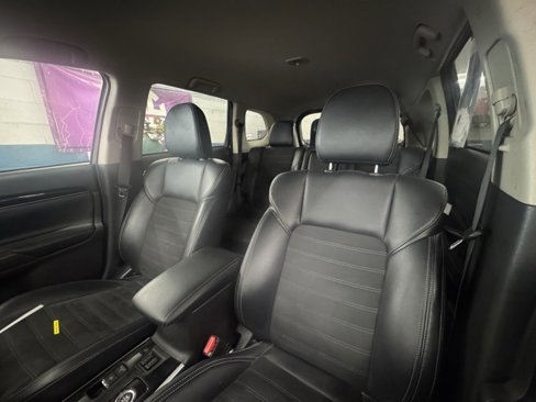 Used 2020 Mitsubishi Outlander SE image 8