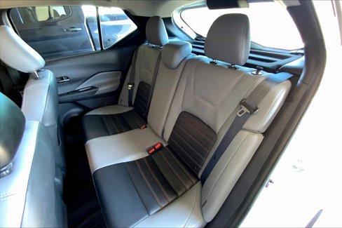 Used 2021 Nissan Kicks SR w/ SR Premium Package image 19