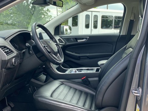Certified 2022 Ford Edge SEL w/ Convenience Package image 13