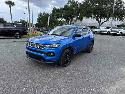 Certified 2022 Jeep Compass Latitude image 2