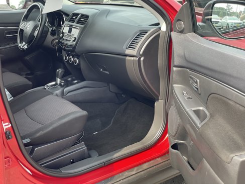 Used 2017 Mitsubishi Outlander Sport LE image 29