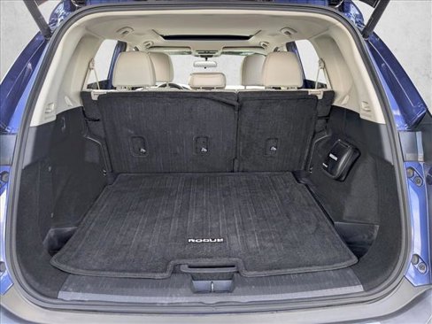 Used 2021 Nissan Rogue SV w/ Premium Package image 6