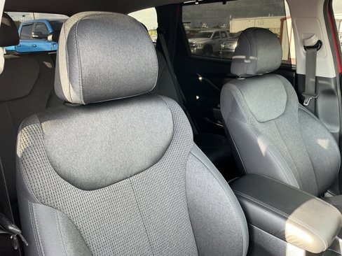 Used 2020 Hyundai Santa Fe SEL w/ Convenience Package image 31