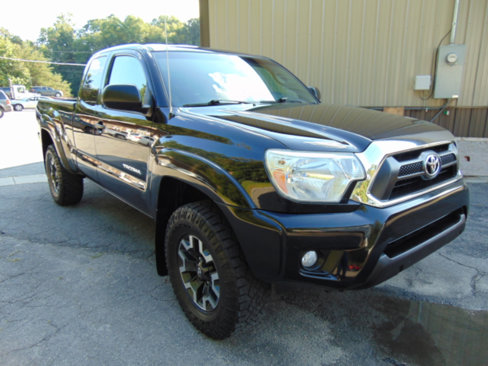 Used 2013 Toyota Tacoma 4x4 Access Cab V6 w/ SR5 Pkg image 15