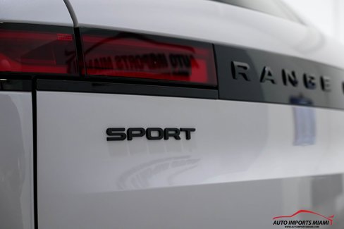Used 2024 Land Rover Range Rover Sport Dynamic SE image 20