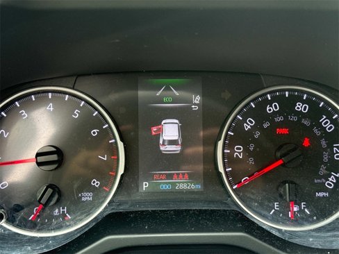 Used 2021 Toyota RAV4 LE image 29
