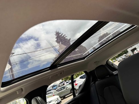 Used 2024 Volvo XC40 B5 Plus w/ Climate Package image 22