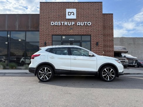 Used 2019 Nissan Rogue Sport SL w/ Premium Package image 4