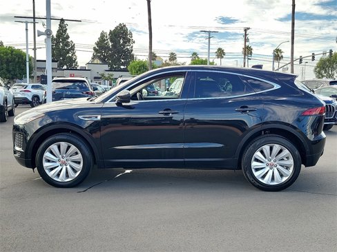Used 2018 Jaguar E-PACE SE image 29
