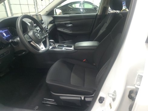 Used 2023 Nissan Sentra SV image 15