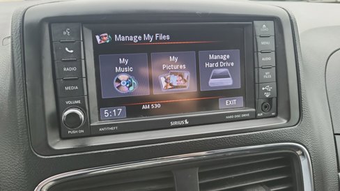 Used 2018 Dodge Grand Caravan SXT image 34