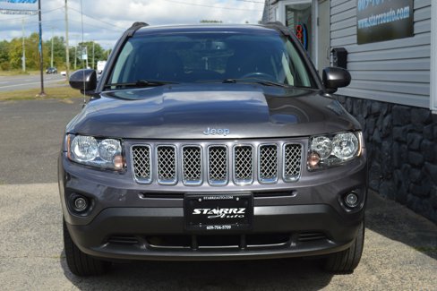 Used 2017 Jeep Compass Latitude image 8