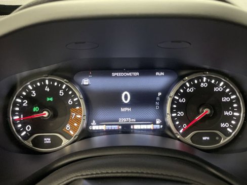 Used 2023 Jeep Renegade Altitude w/ Sun/Sound Group image 18