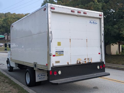 Used 2004 Chevrolet Express 3500 image 8