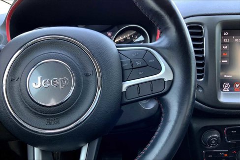 Used 2020 Jeep Compass Trailhawk image 24