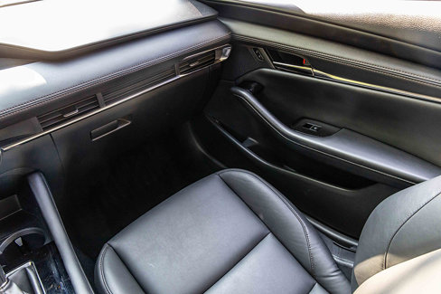 Used 2022 MAZDA MAZDA3 s image 18