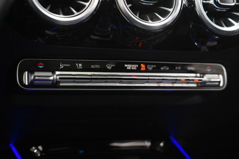 Certified 2025 Mercedes-Benz GLA 250 4MATIC image 26