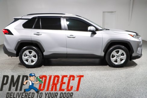 Used 2019 Toyota RAV4 XLE image 6