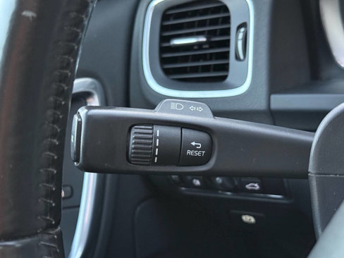 Used 2015 Volvo V60 T5 Premier image 55
