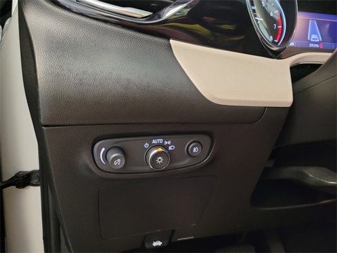 Used 2022 Buick Encore GX Preferred w/ Cold Weather Comfort Package image 27
